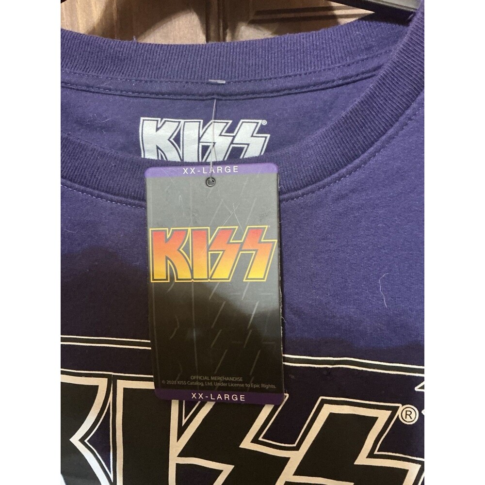KISS Destroys Anaheim 76 Purple Sweatshirt Crewneck  Graphic Men’s XXL NWT - Picture 2 of 3